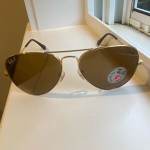 Ray-Ban Gold Aviator Sunglasses (NEW!)